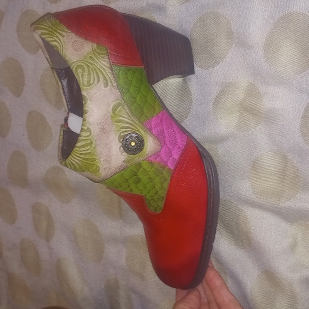 Fun Western Leather Booties - Picture 3 of 8